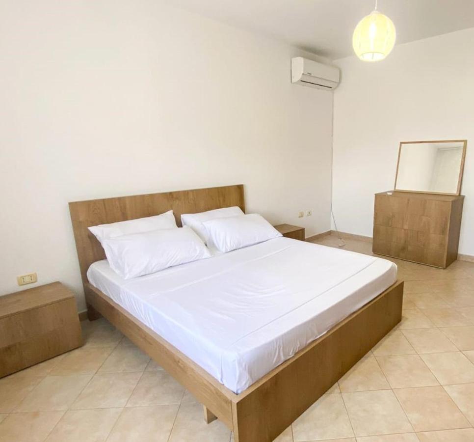 Aldo Apartment Tirana Buitenkant foto
